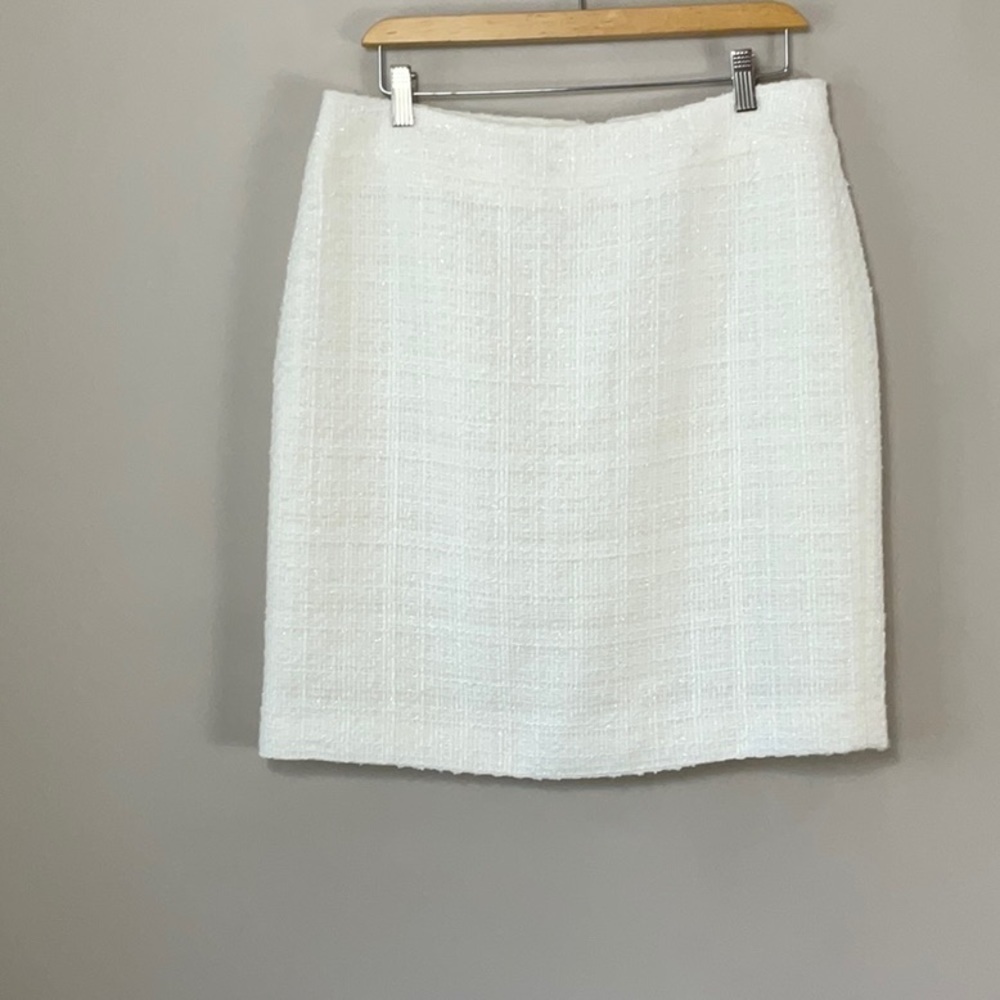 Tamari White skirt